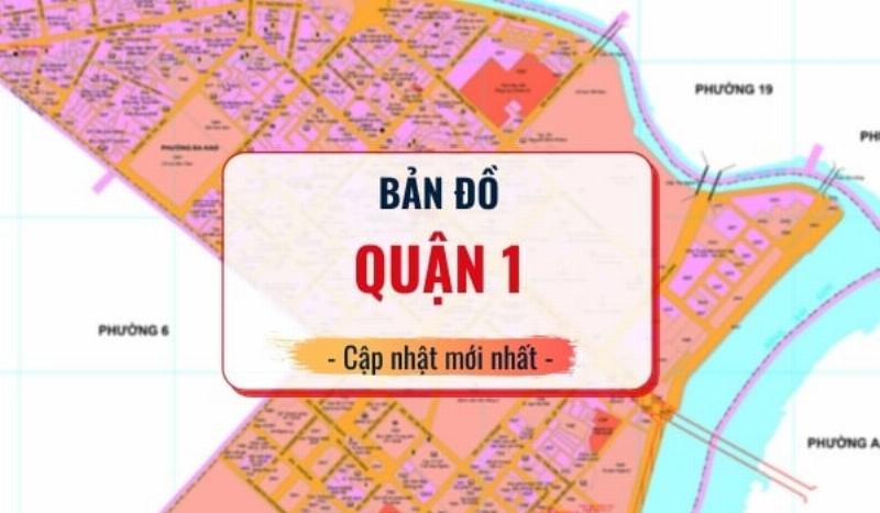 Du khách xem bản đồ du lịch TPHCM có hiển thị ranh giới quận huyện