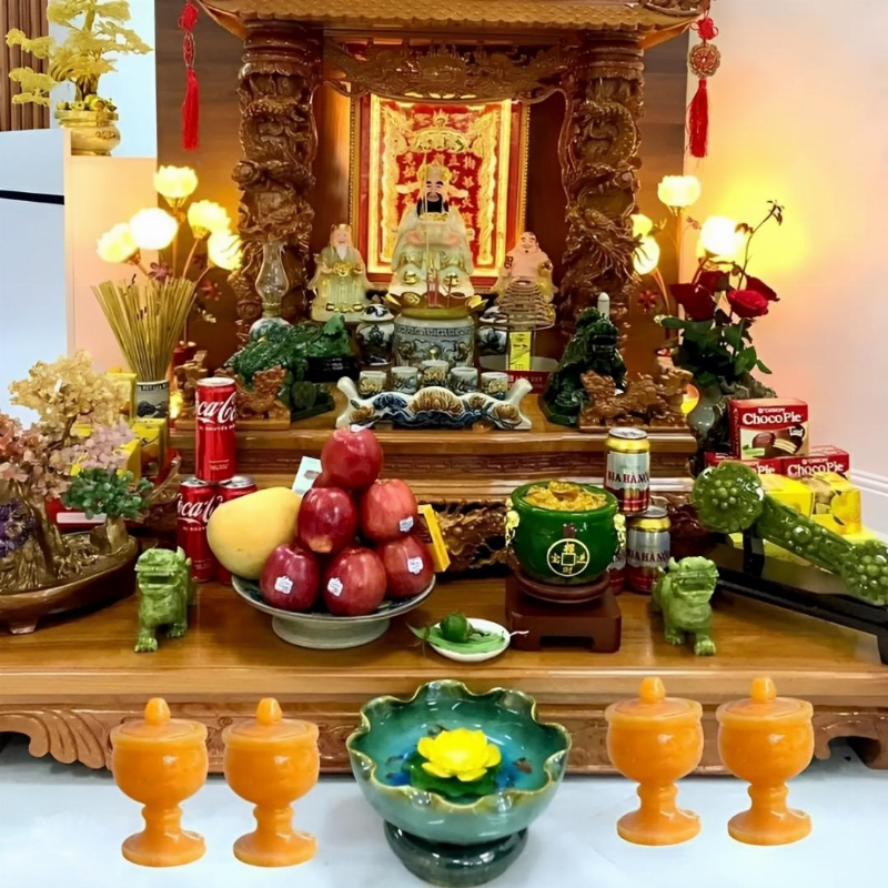 Biểu đồ Bát Trạch hoặc La Bàn Phong Thủy, làm nổi bật các hướng tốt cho nam mạng và nữ mạng tuổi Kỷ Tỵ 1989