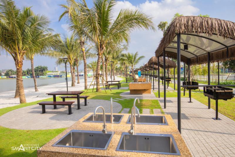 Hinh anh khu vuc nuong BBQ ngoai troi voi ban ghe va bep nuong san sang tai Vinhomes Ocean Park 3