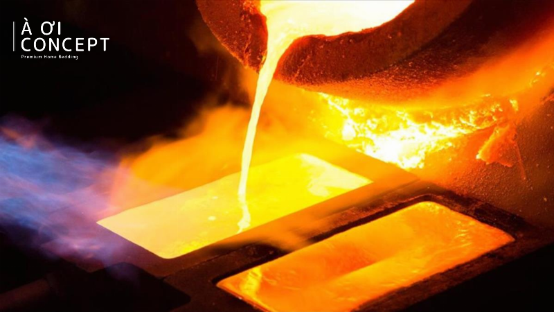 Hình ảnh các vật dụng, trang phục hoặc không gian sống với tông màu đỏ, hồng, tím và cam, minh họa màu tương khắc của mệnh Kim.
