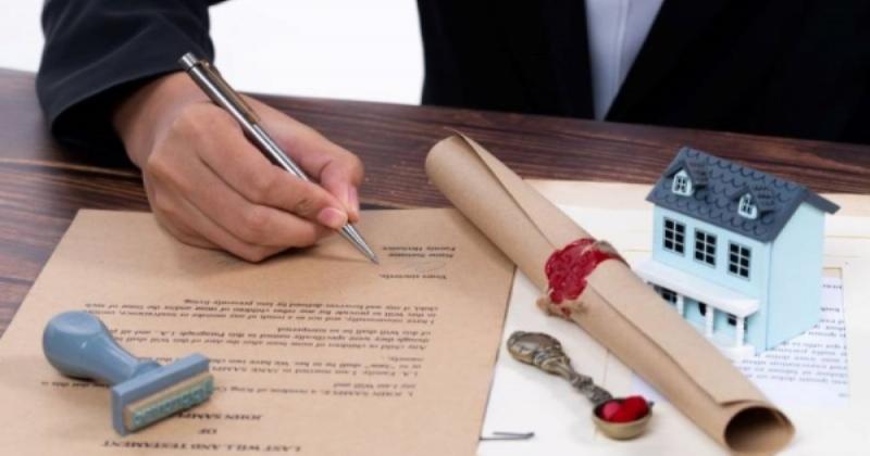 Hình ảnh biểu thị thời gian 30 năm và 10 năm, đại diện cho thời hiệu yêu cầu chia thừa kế đất đai và thời hiệu xác nhận quyền thừa kế theo luật mới nhất.