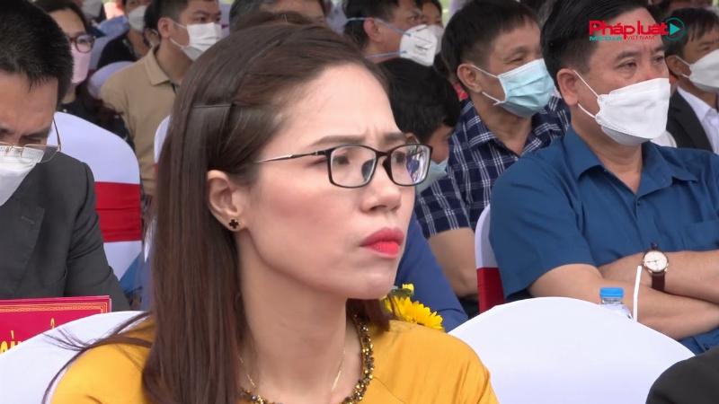 Minh họa một phiếu yêu cầu cung cấp thông tin đất đai hoặc một bản trích lục hồ sơ địa chính có đóng dấu đỏ