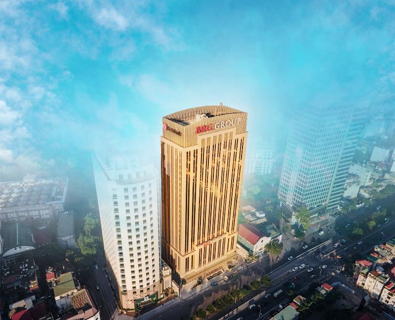 Hinh anh giao dien ung dung ngan hang so cua Vietcombank khi thuc hien thao tac gui tiet kiem online