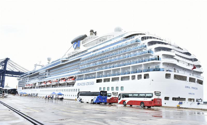 Anh huong cua ke sieu thi den trai nghiem mua sam cua du khach tai Vung Tau