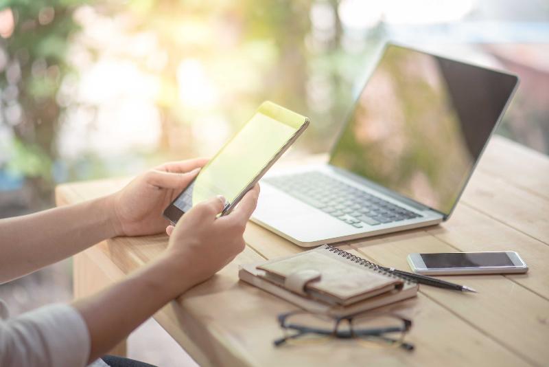 So sánh mức lãi suất gửi tiết kiệm giữa Vietcombank và các ngân hàng thương mại khác tại Việt Nam cho cùng kỳ hạn