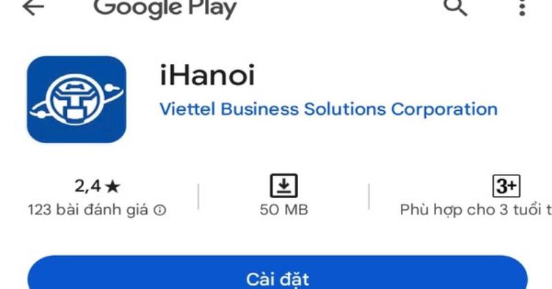 Hinh anh mot nguoi dang theo doi bieu do hoac thong tin ve lai suat ngan hang tren man hinh may tinh hoac dien thoai