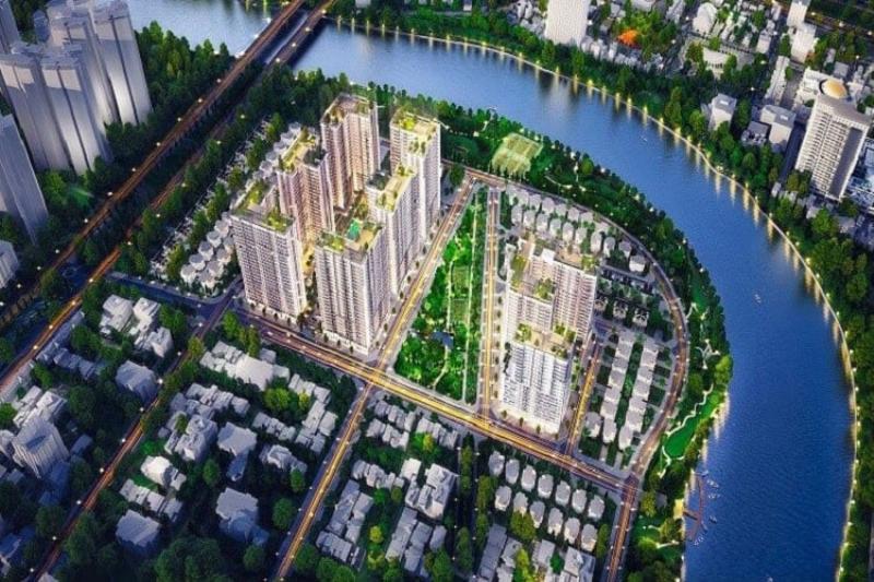 Cư dân đang thư giãn tại hồ bơi rộng lớn tại dự án Sunrise Riverside